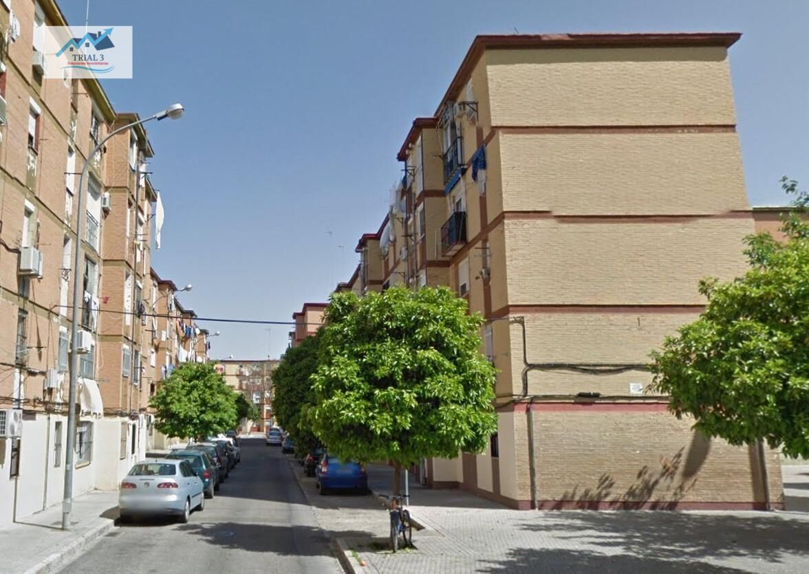 Vista exterior de Pis en venda en  Sevilla Capital