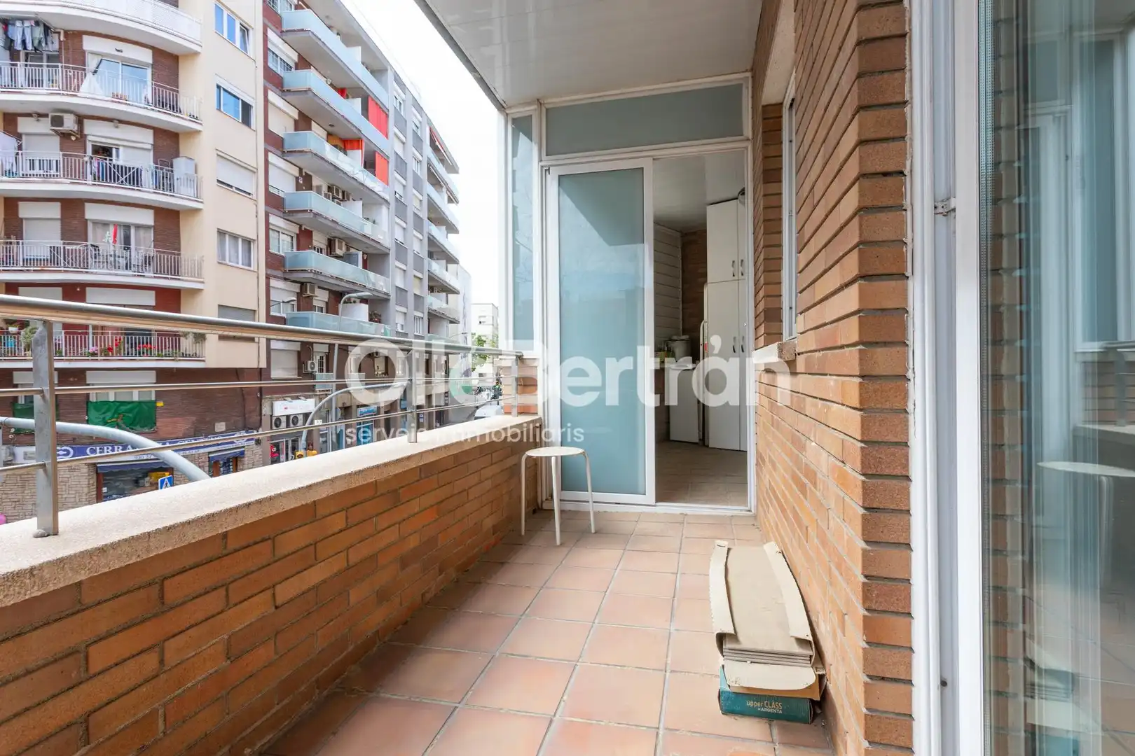 Terraza de Piso en venta en Barcelona con Calefacción, Horno y TV