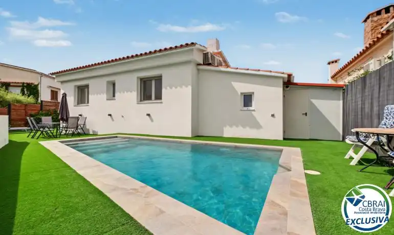 Haus mit Pool zum Verkauf in Carrer Còrdova, imagen 3
