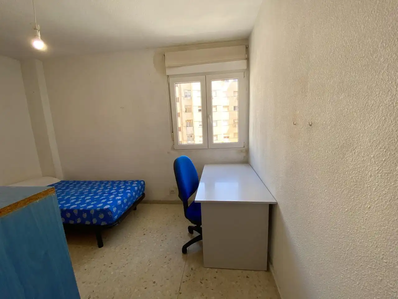 Schlafzimmer von Wohnung zur Miete in Valencia mit Möbliert