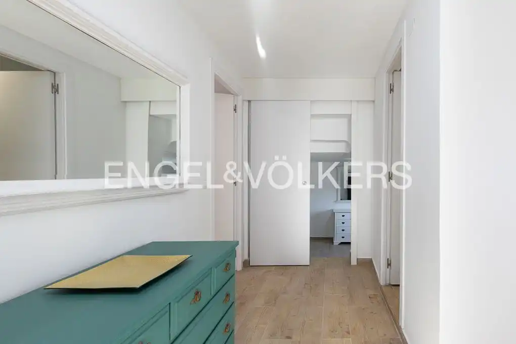Houses for sale in Valencia  with Heating, Terrace and Furnished