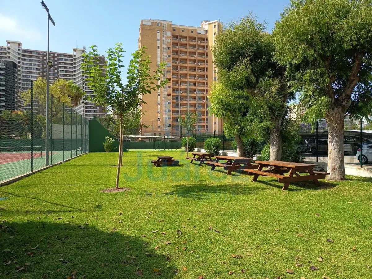 Terraza de Piso de alquiler en Alicante / Alacant con Aire acondicionado, Calefacción y Parquet