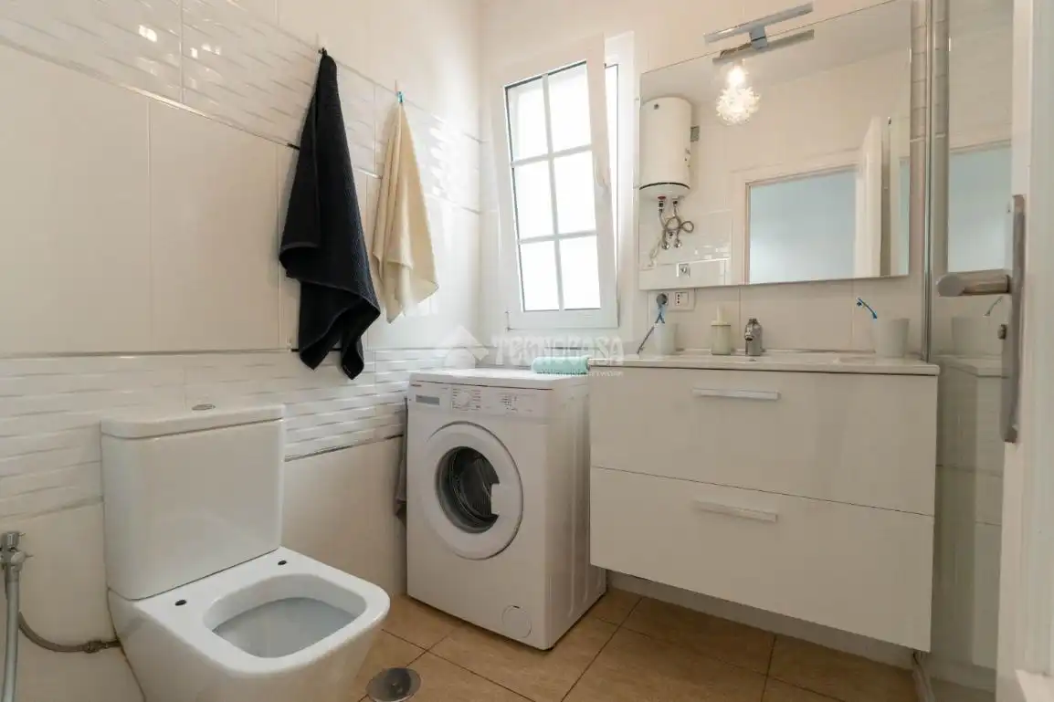 Baño de Piso en venta en Granadilla de Abona con Aire acondicionado, Trastero y Balcón