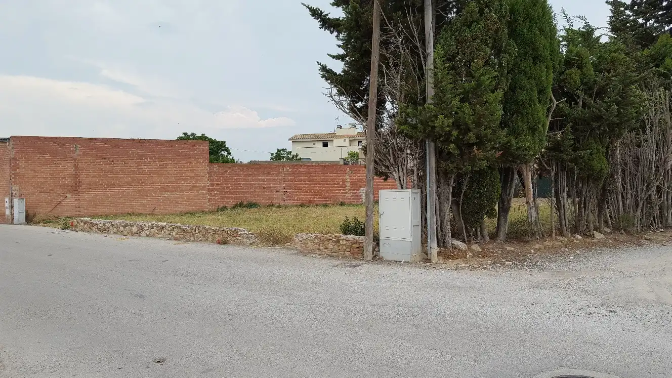 Residential land for sale in Vila-sacra, imagen 3