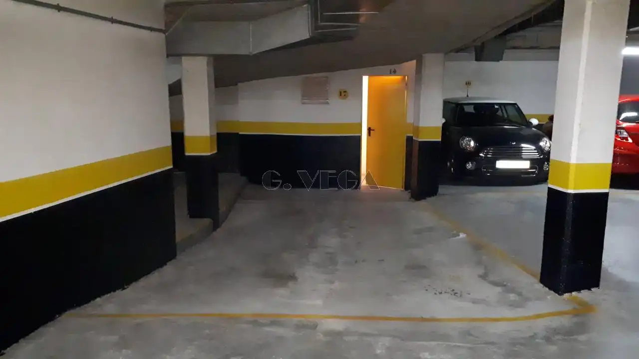 Parking de Apartamento de alquiler en Centro Urbano