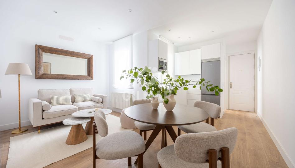 Foto 1 de Piso en venta en Ibiza de Madrid, Madrid