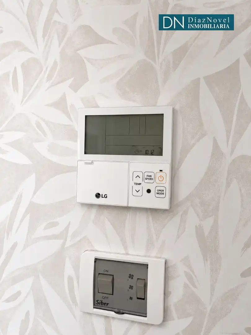 Habitación de Ático en venta en Málaga con Aire acondicionado, Calefacción y Terraza