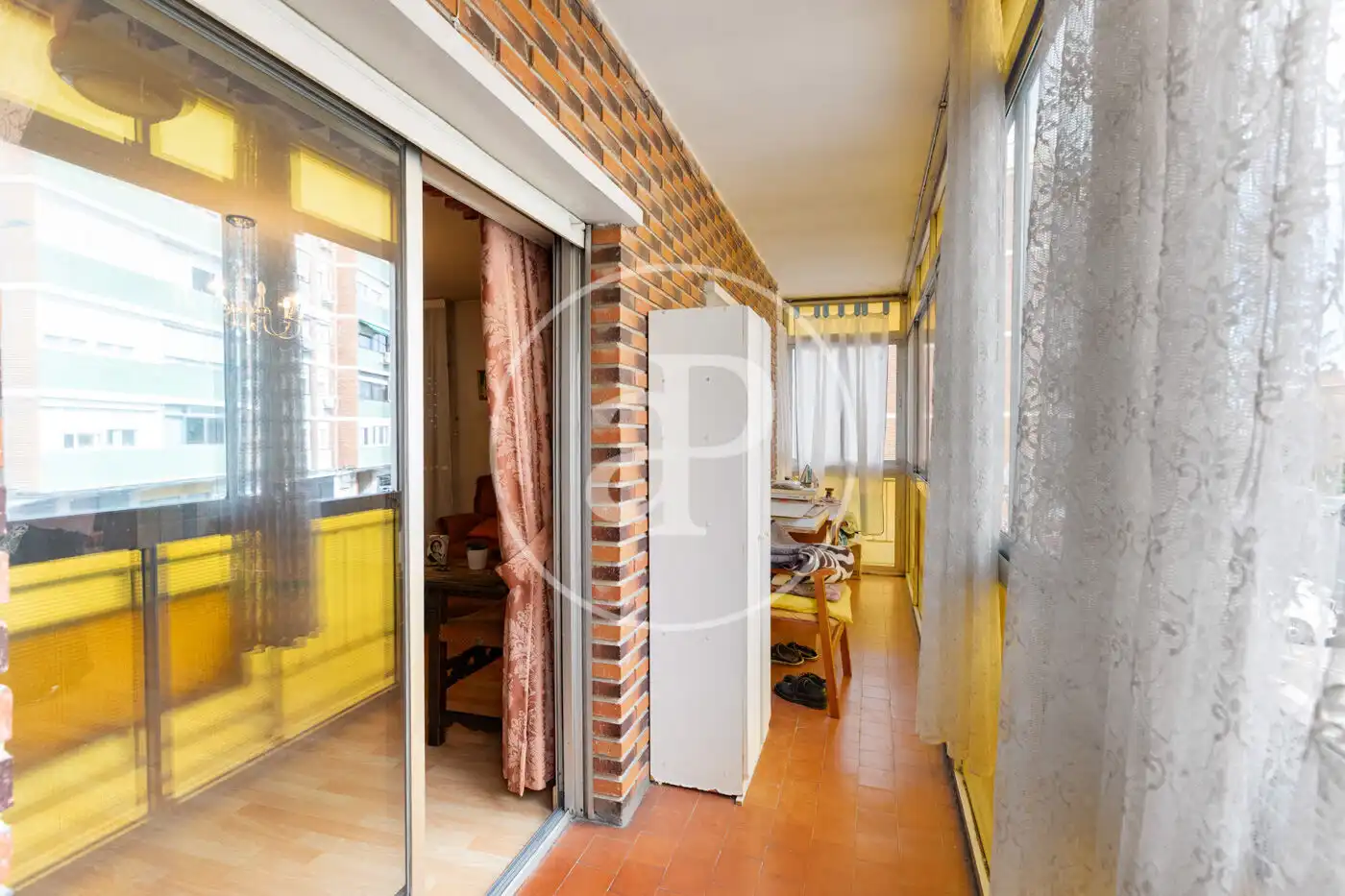 Habitación de Piso en venta en  Madrid Capital con Calefacción, Terraza y Balcón