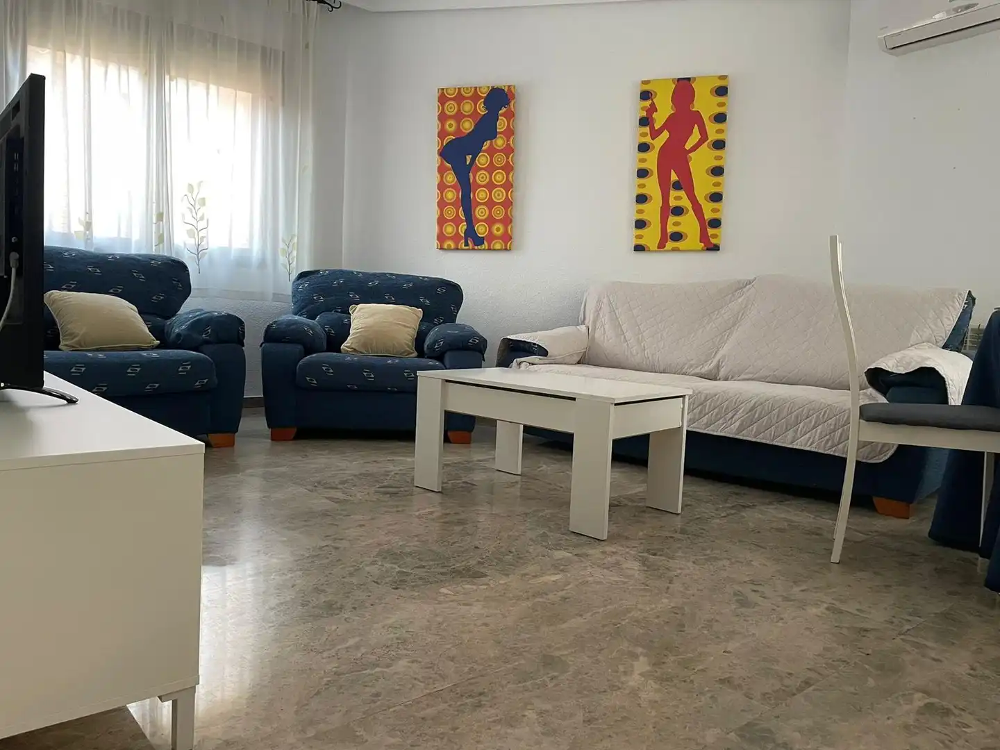 Sala d'estar de Pis de lloguer en Ciudad Real amb Aire condicionat i Moblat