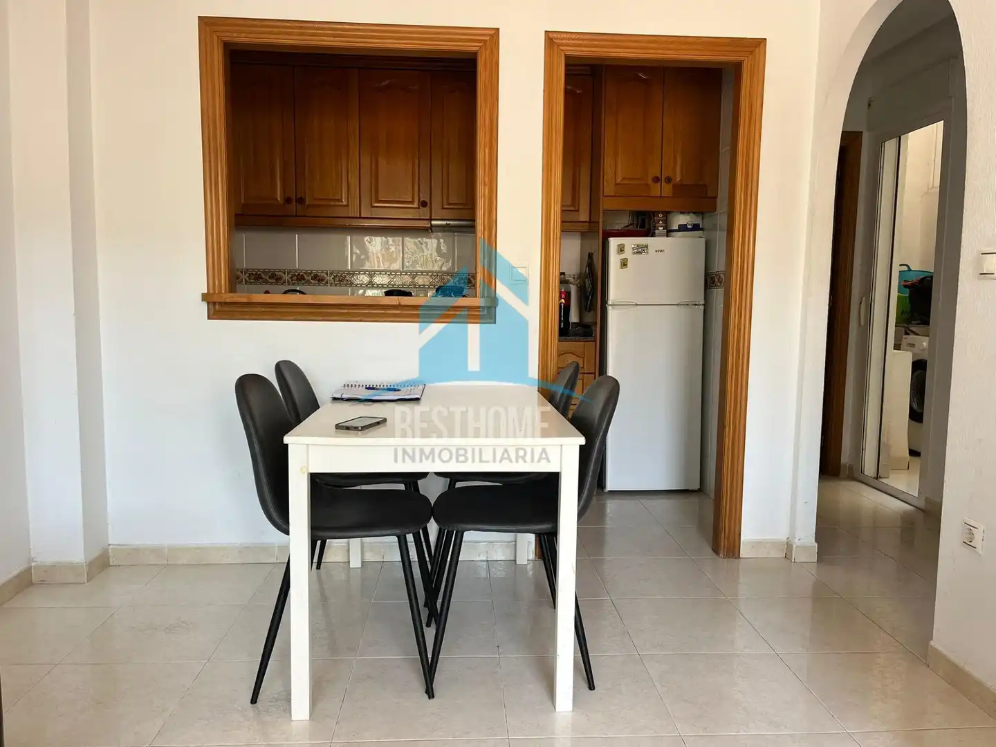 Menjador de Apartament en venda en Torrevieja amb Aire condicionat, Jardí privat i Terrassa