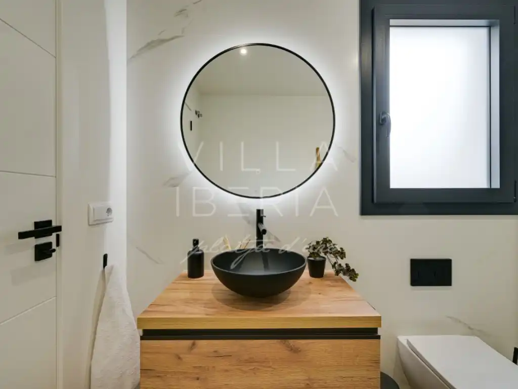 Bathroom of Houses for sale in Calonge i Sant Antoni  with Air Conditioner, Heating and Private garden