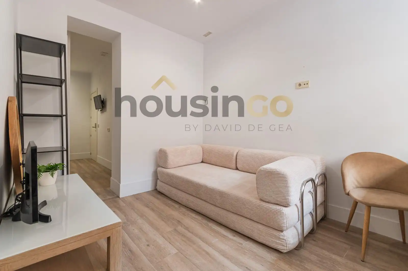 Study for rent in Juan Álvarez Mendizábal, Argüelles