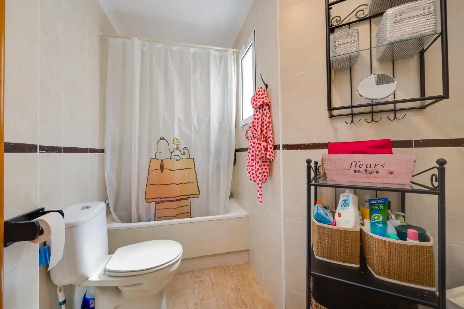 Baño de Apartamento en venta en Torrevieja con Aire acondicionado, Terraza y Trastero