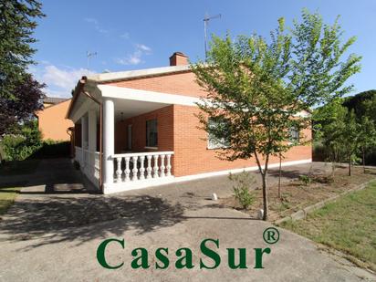 Exterior view of House or chalet for sale in Traspinedo