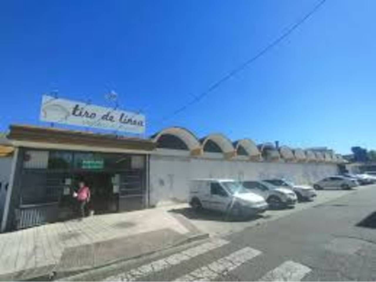 Exterior view of Premises for sale in  Sevilla Capital  with Air Conditioner and Alarm