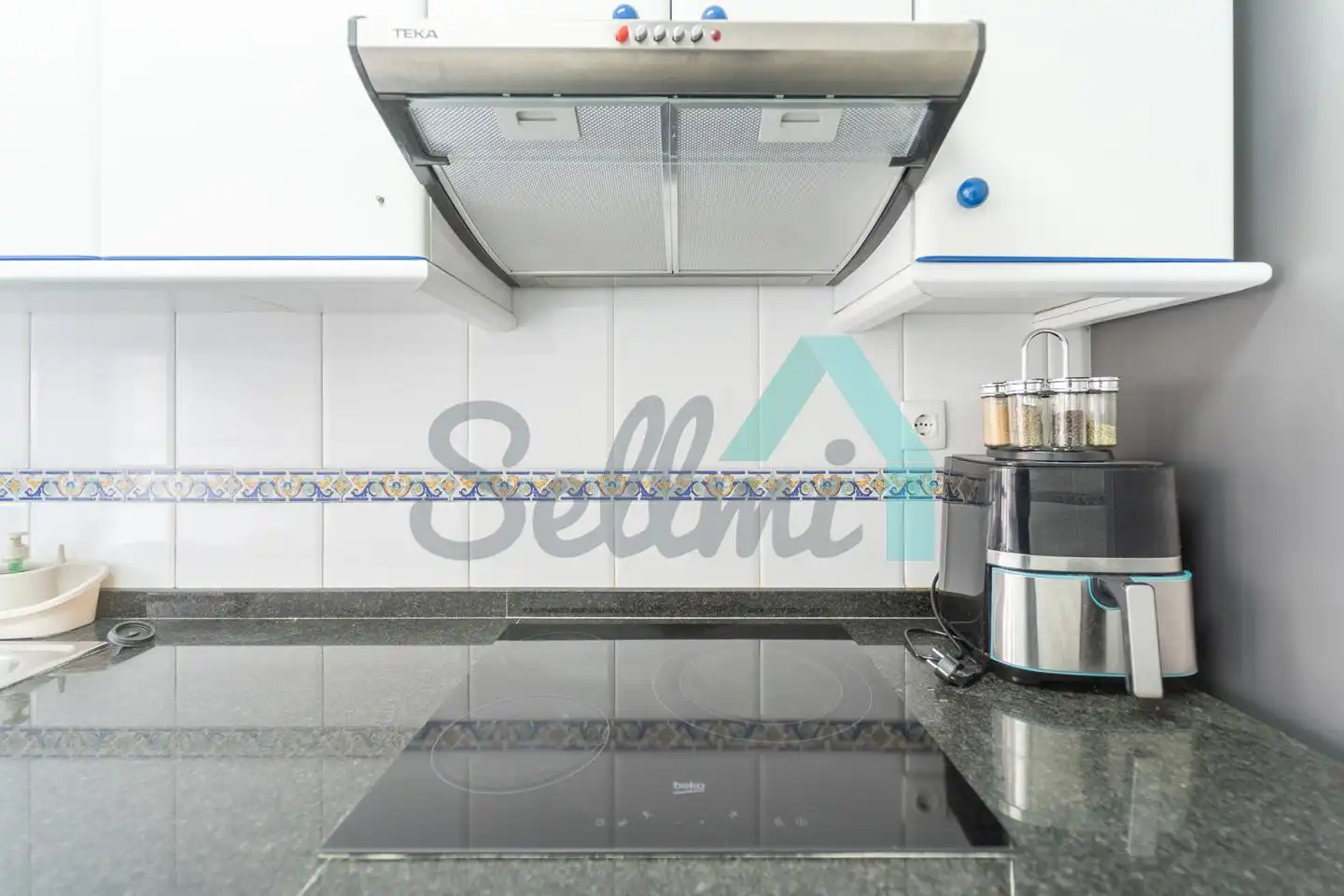 Kitchen of Flat for sale in Oviedo   with Heating, Parquet flooring and Terrace