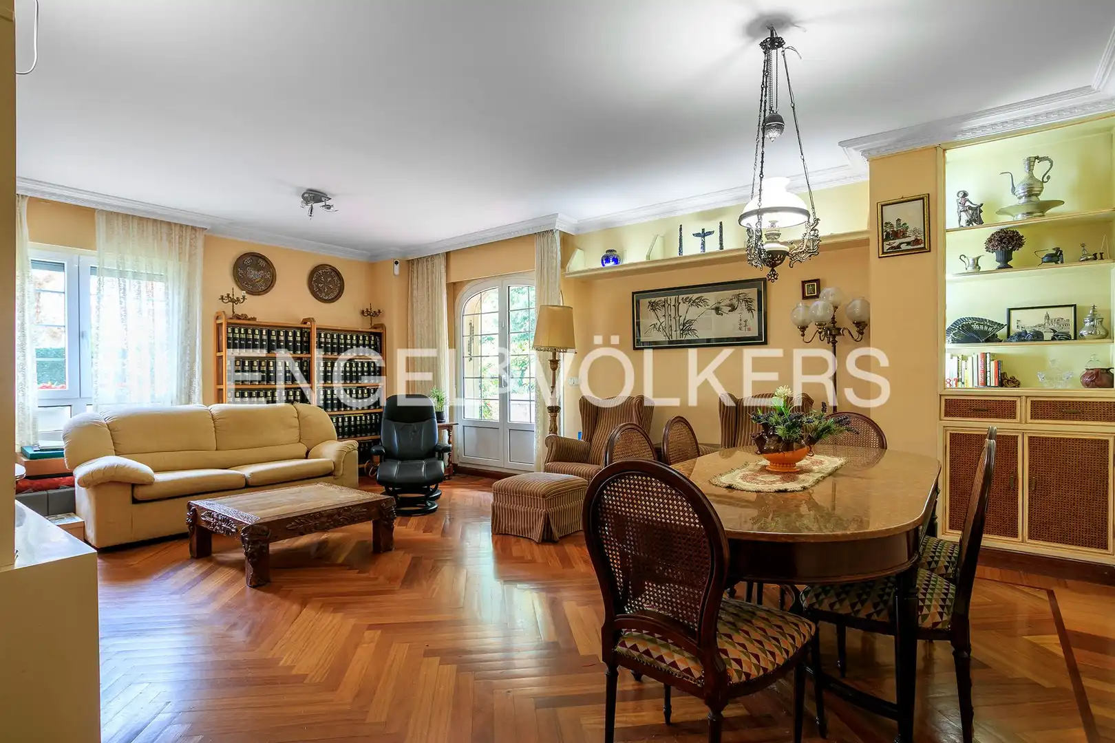 Sala de estar de Piso en venta en Getxo  con Calefacción, Jardín privado y Parquet