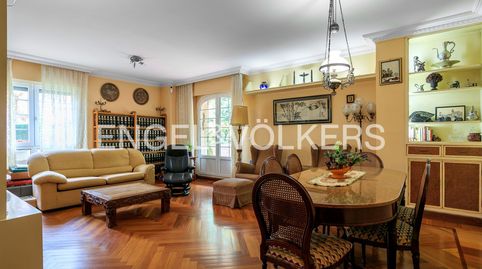Espectacular vivienda con jardín privado en Neguri., image 3