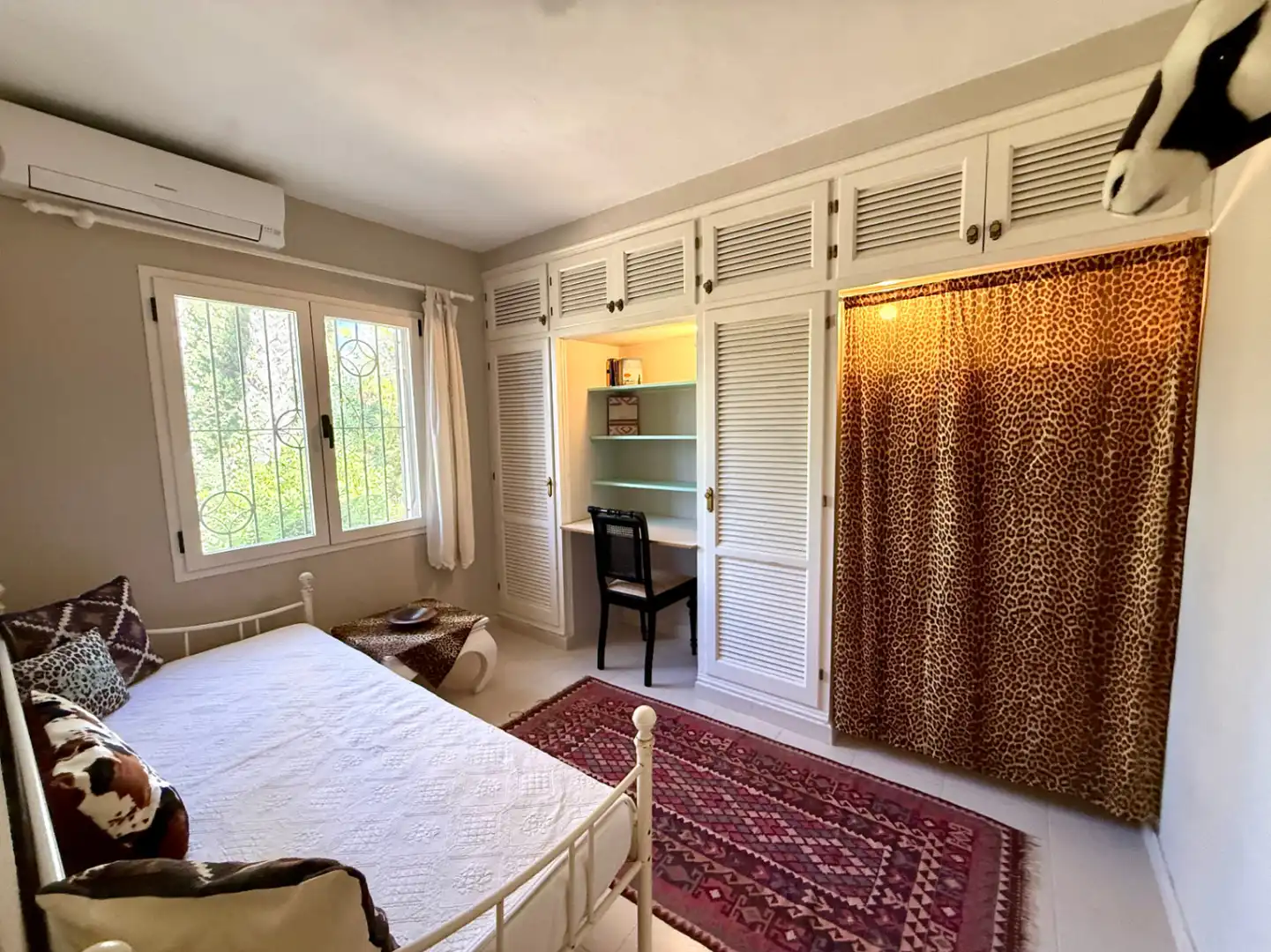 Habitación de Casa o chalet en venta en Santa Eulària des Riu con Aire acondicionado, Calefacción y Terraza