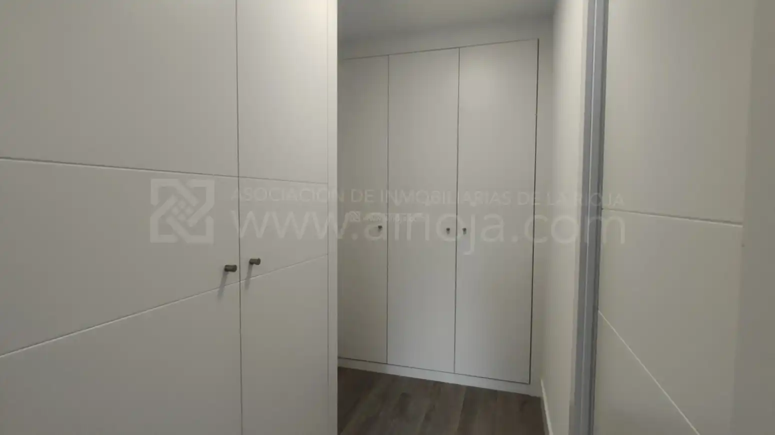 Bedroom of Flat for sale in  Logroño  with Air Conditioner, Heating and Private garden