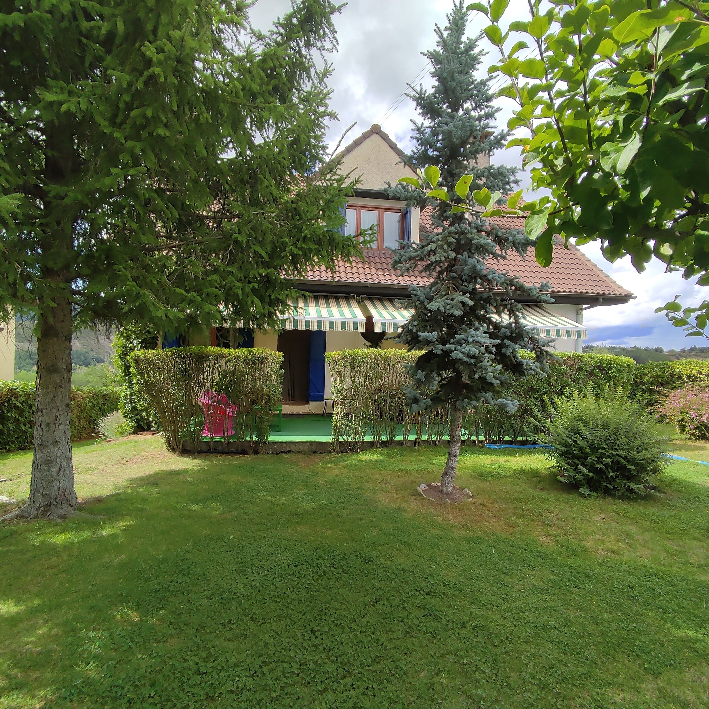 Garden of House or chalet for sale in Sabiñánigo  with Air Conditioner, Heating and Private garden