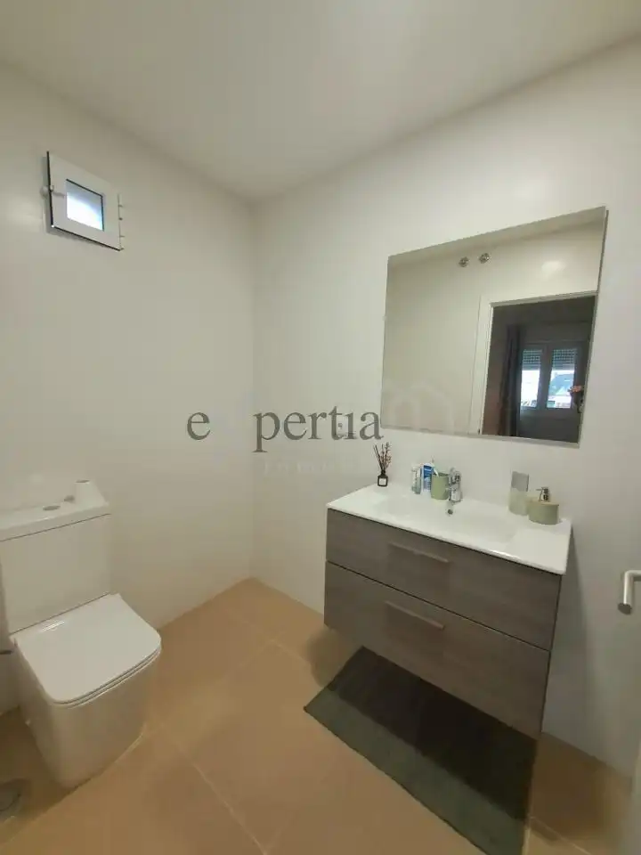 Habitación de Piso de alquiler en A Pobra do Caramiñal con Calefacción y Amueblado