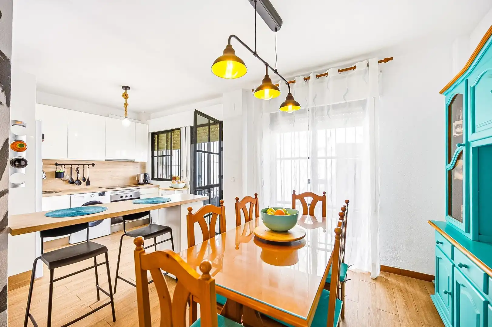 Comedor de Apartamento en venta en Chiclana de la Frontera con Jardín privado, Terraza y Trastero
