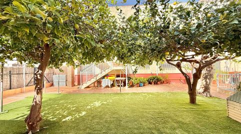 Has visto el video? Necesitas el 100?Oportunidad única edificio completo con tres viviendas independientes, un total de 9 habitaci