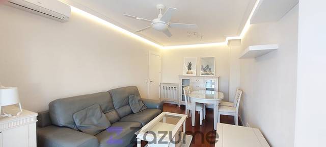 Piso en Alquiler en Calle de María Tubau en Las Tablas