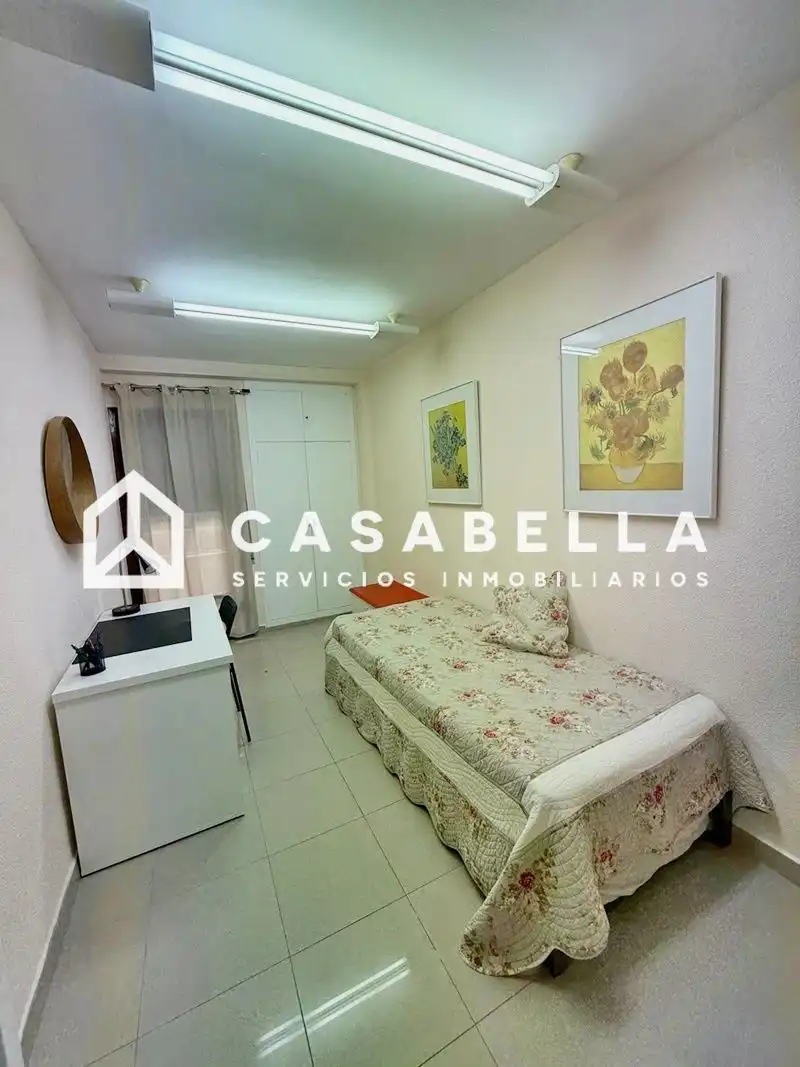 Bedroom of Flat for rent in El Pla del Real