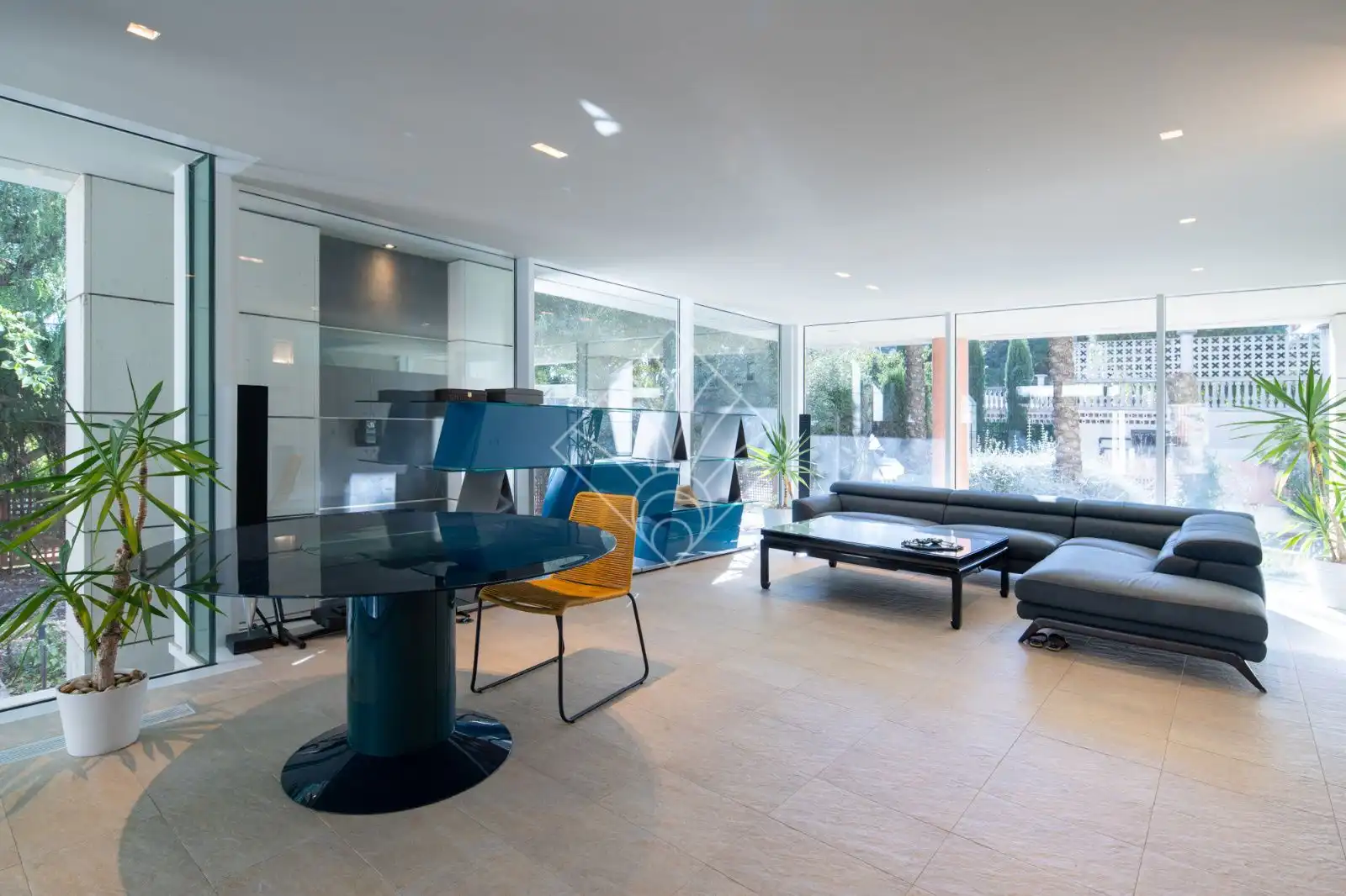 Living room of Houses for sale in Barcelona  with Air Conditioner, Heating and Terrace