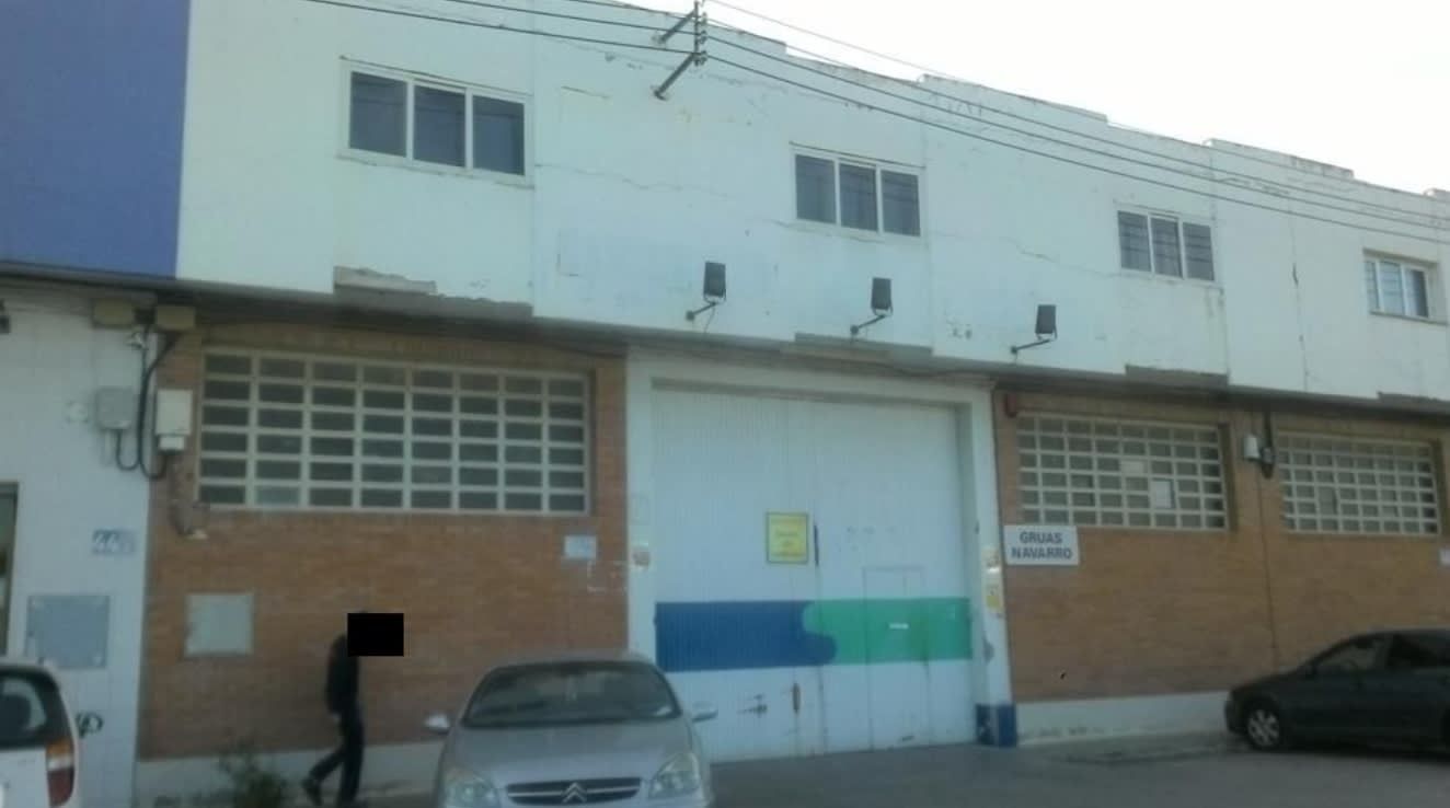 Vista exterior de Nau industrial en venda en  Zaragoza Capital