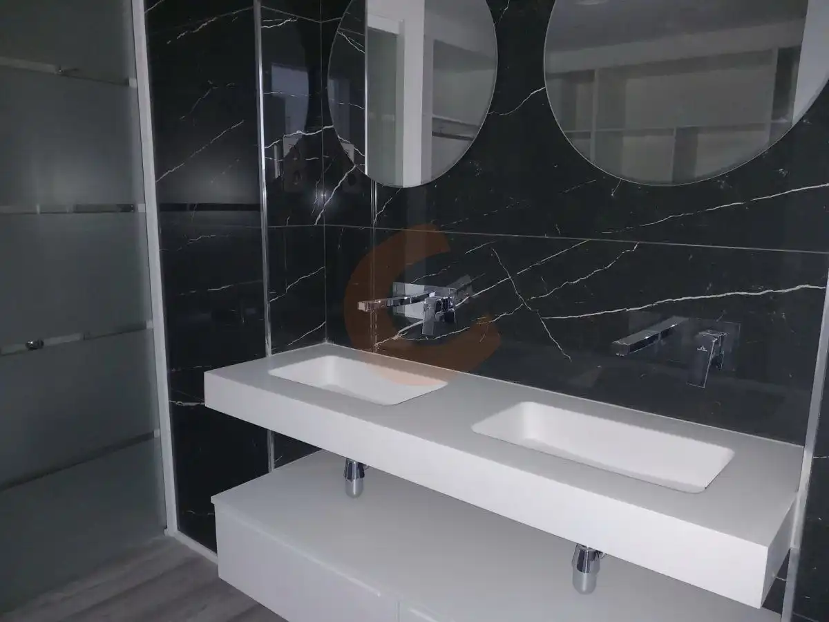 Bathroom of Flat for sale in El Vendrell  with Air Conditioner, Heating and Parquet flooring