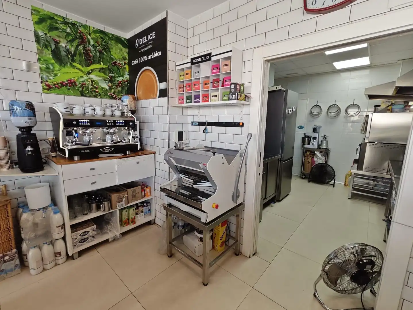 Cocina de Local en traspaso en Orihuela con Terraza y Amueblado