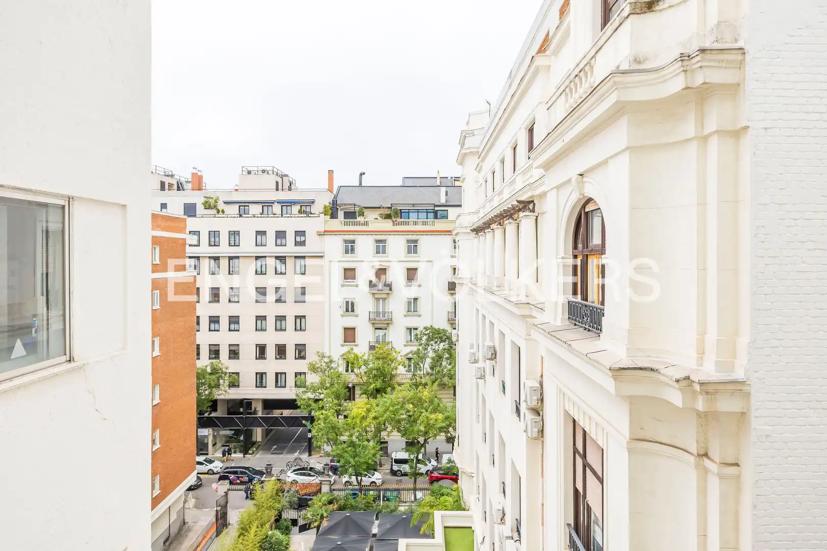Exterior view of Flat for sale in Madrid  with Air Conditioner, Heating and Parquet flooring