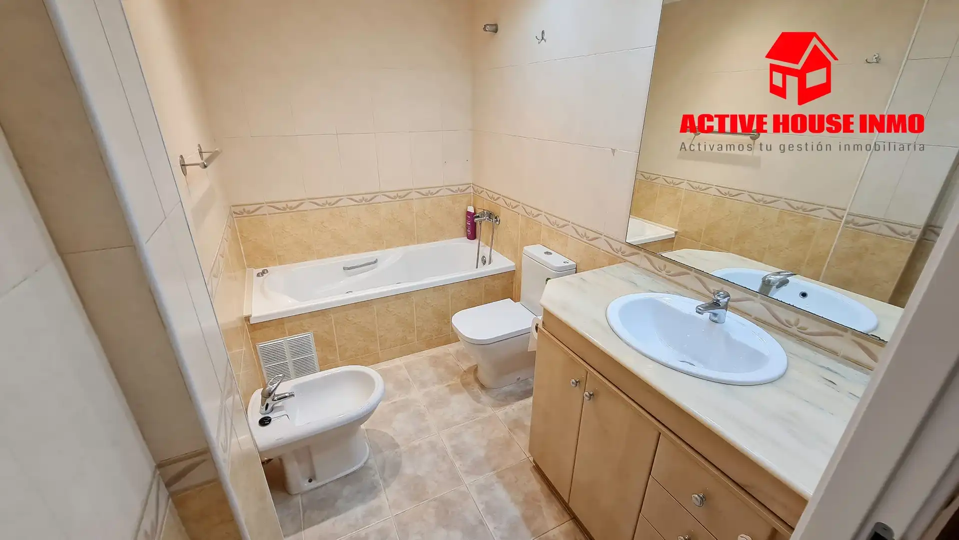 Bathroom of Flat for rent in La Ràpita  with Private garden, Terrace and Furnished