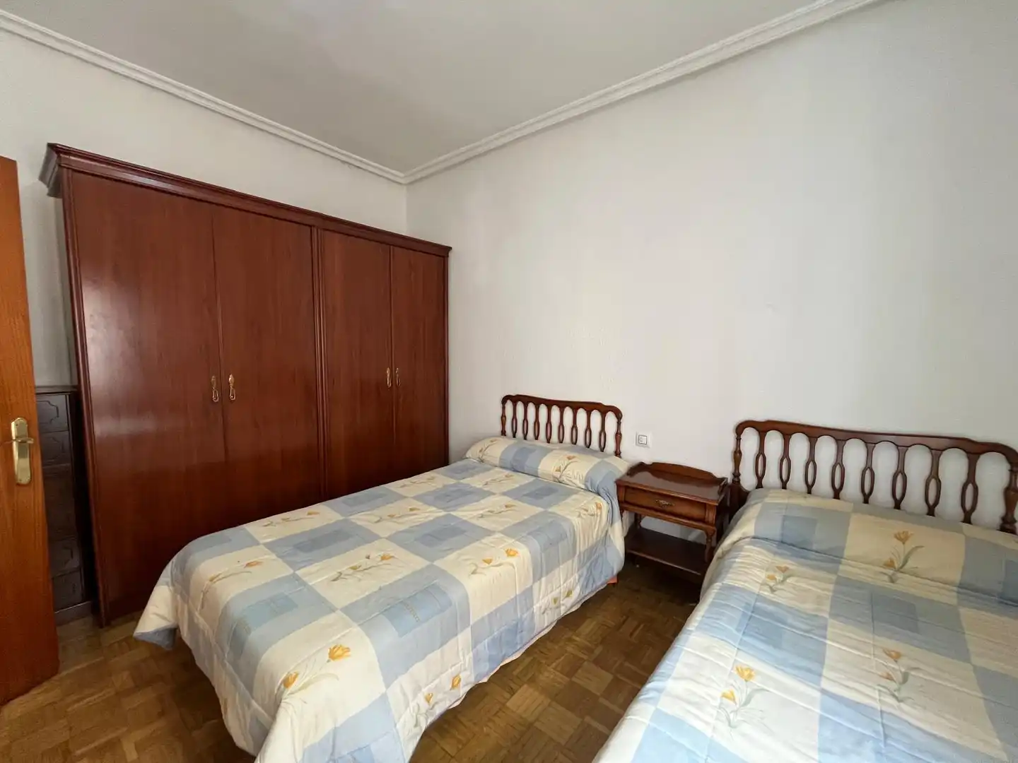 Habitación de Piso de alquiler en Valladolid con Calefacción, Amueblado y Horno