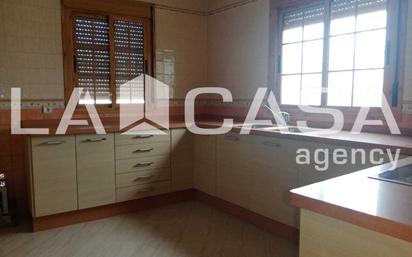 Kitchen of House or chalet for sale in Dos Hermanas  with Terrace