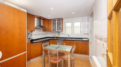Photo 5 of Flat for rent in Calle Ramón y Cajal, 54, Rosaleda - Juventud, Granada Capital
