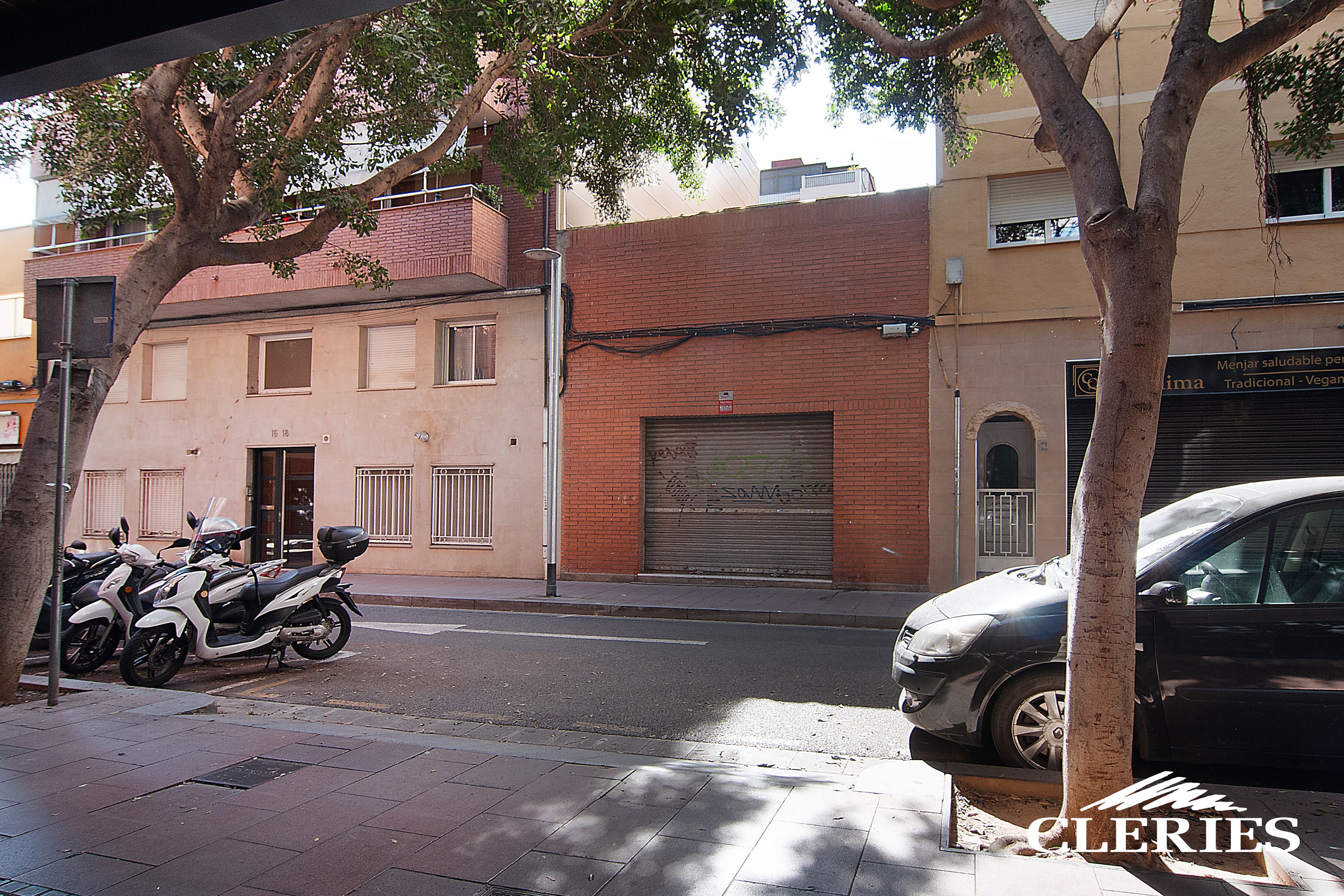 Exterior view of Premises for sale in  Barcelona Capital