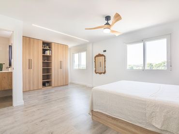 Appartement avec balcon à vendre à Calle ANTONIO MACHADO 86