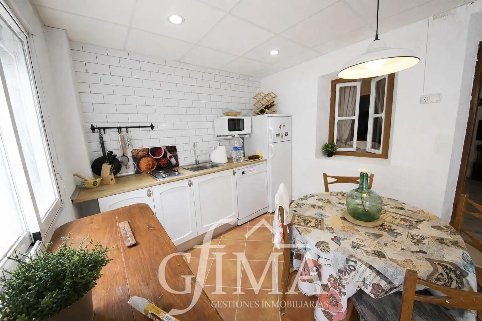 Cocina de Casa o chalet en venta en Tomelloso con Jardín privado, Terraza y Trastero