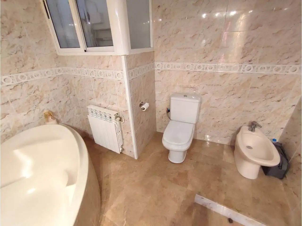 Bany de Casa o xalet en venda en Torrelavit amb Calefacció, Jardí privat i Terrassa