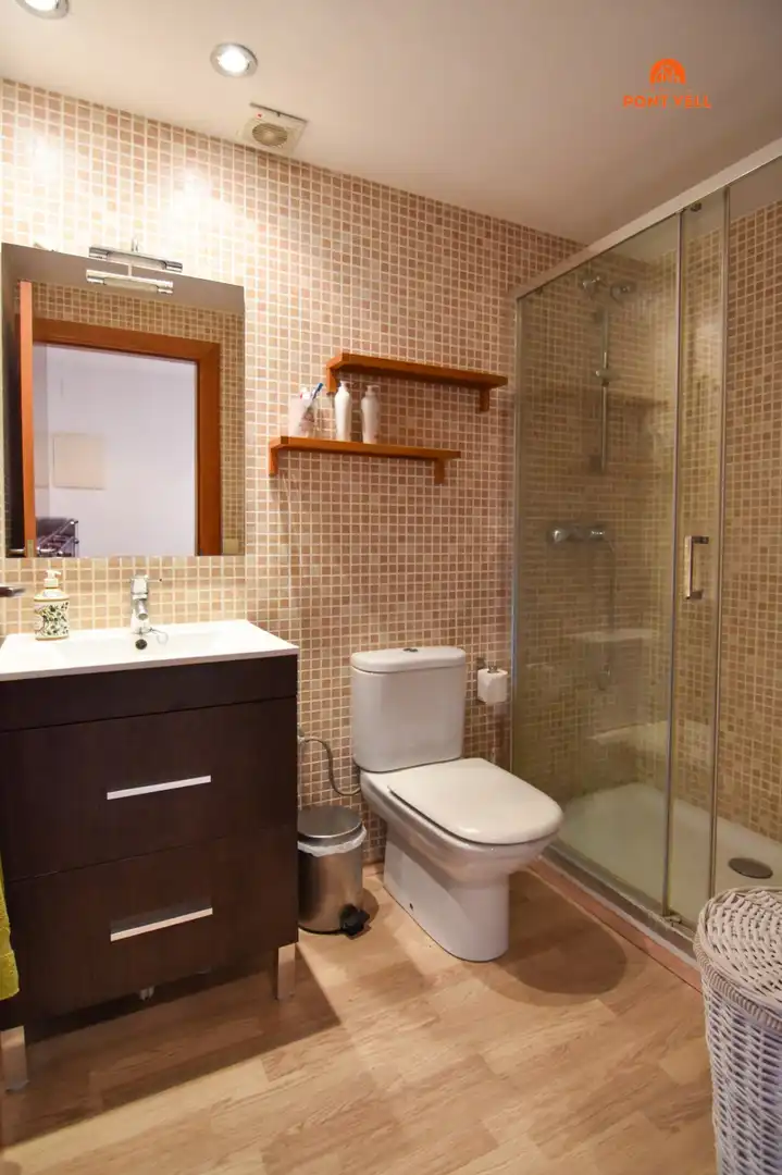 Bathroom of Flat for sale in Palafrugell  with Air Conditioner, Terrace and Furnished
