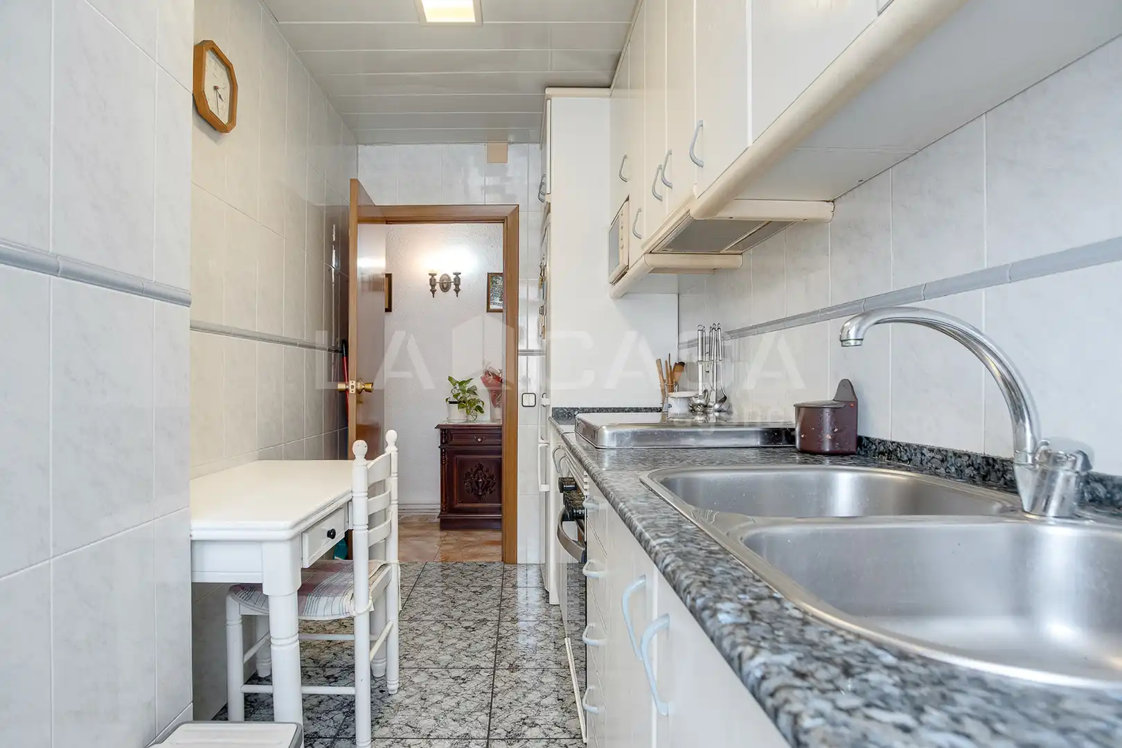 Cocina de Piso en venta en Sant Adrià de Besòs con Calefacción y Balcón