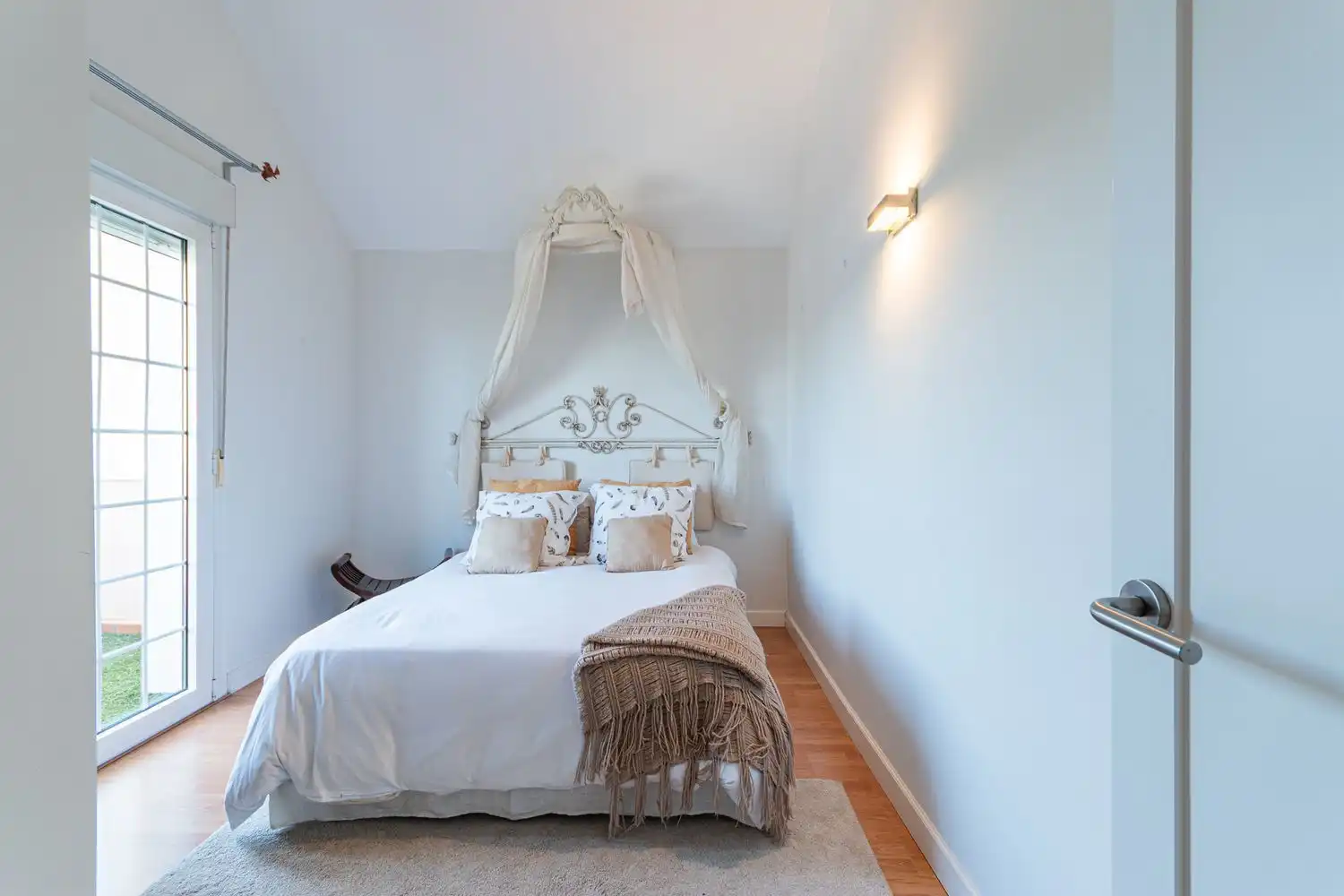 Bedroom of Houses for sale in Boadilla del Monte  with Air Conditioner, Heating and Storage room