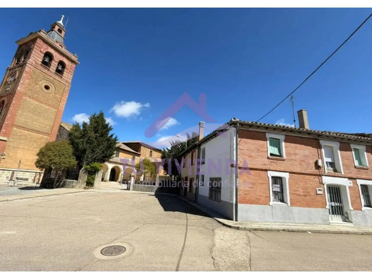 Exterior view of Houses for sale in Villaherreros  with Heating