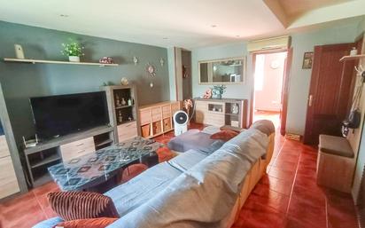 Living room of House or chalet for sale in Arcos de la Frontera  with Air Conditioner, Terrace and Furnished