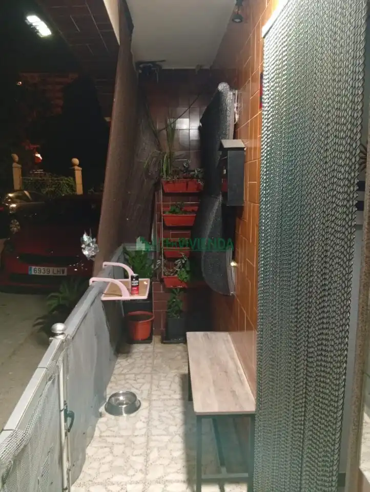 Terrassa de Casa adosada en venda en Vigo  amb Terrassa, Traster i Balcó
