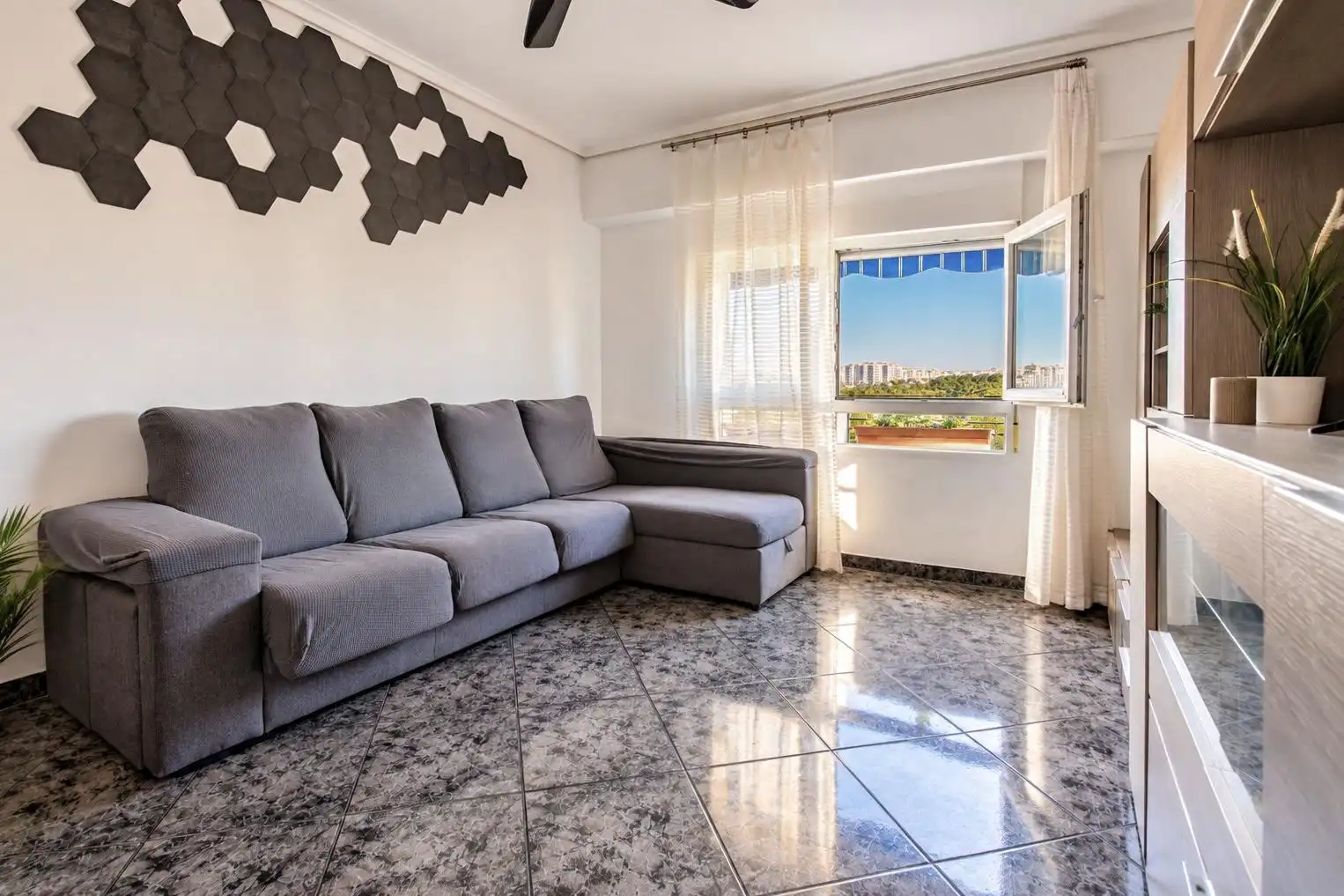 Flat for sale in MAESTRO ALBENIZ, imagen 2